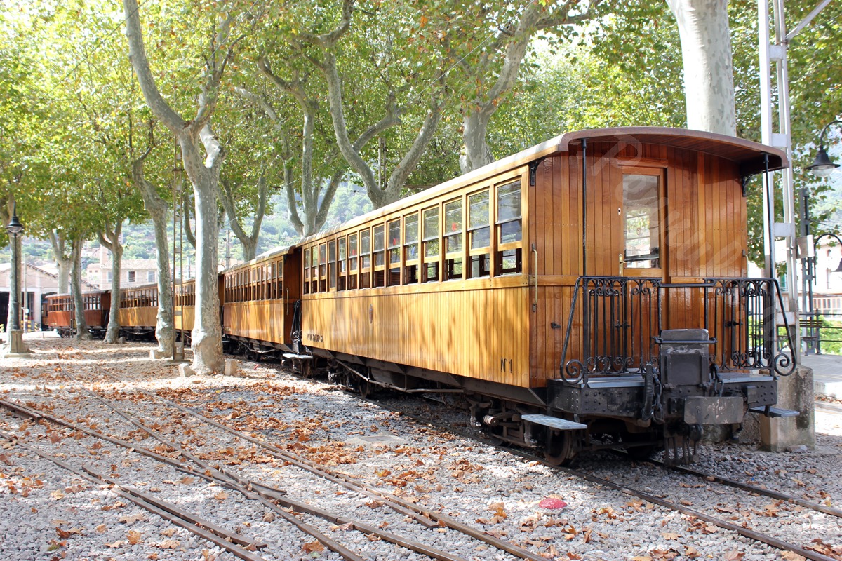 Eisenbahn auf Mallorca - Tren de Sóller - Ferrocarril de Sóller - Roter Blitz