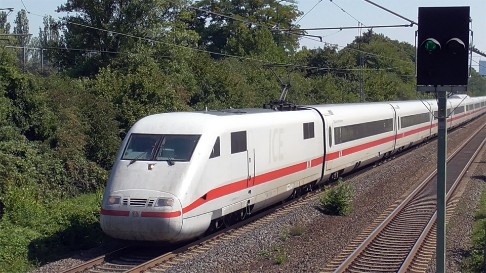 Züge der Deutschen Bahn AG: Eisenbahn-Geräusche zum kostenlosen Download als MP3
