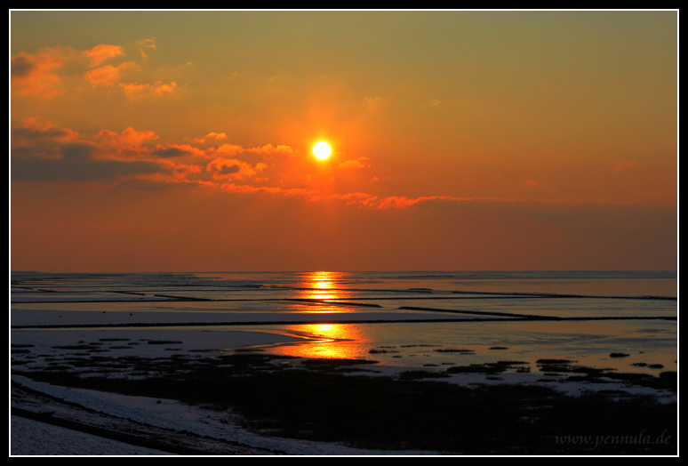 Hochkontrastbild Nordsee Sonnenuntergang