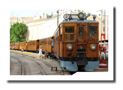 Die Eisenbahn auf Mallorca - Tren de Sóller - Ferrocarril de Sóller - Roter Blitz
