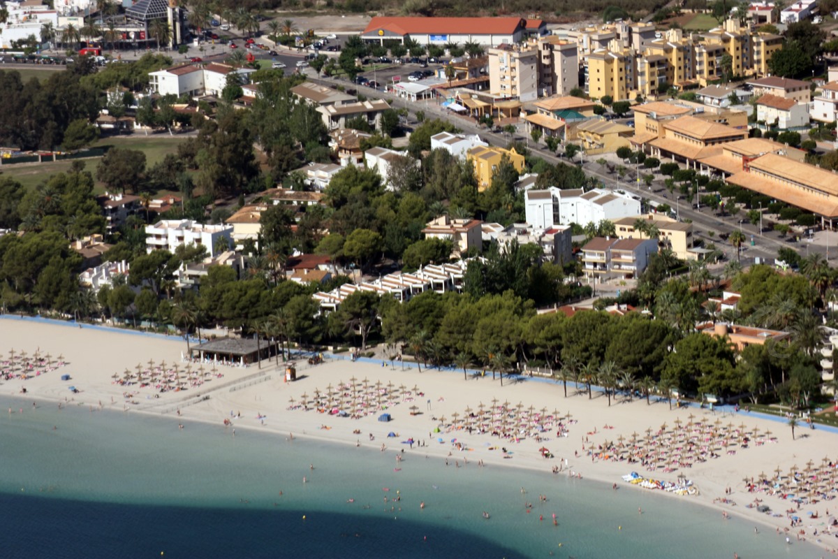 Alcúdia Mallorca Alcudia Strand Urlaub Hotel Hafen Yachthafen Marina Ferienwohnung Last Minute Reise Badeurlaub Ferien