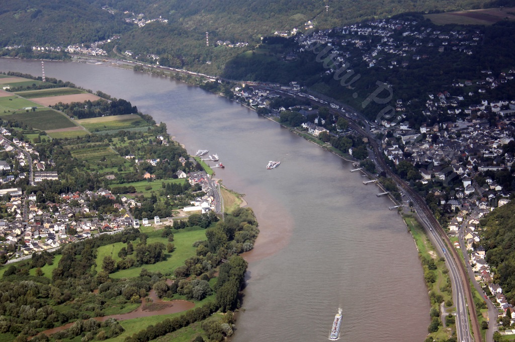 Remagen zur Linken und Linz am Rhein zur Rechten