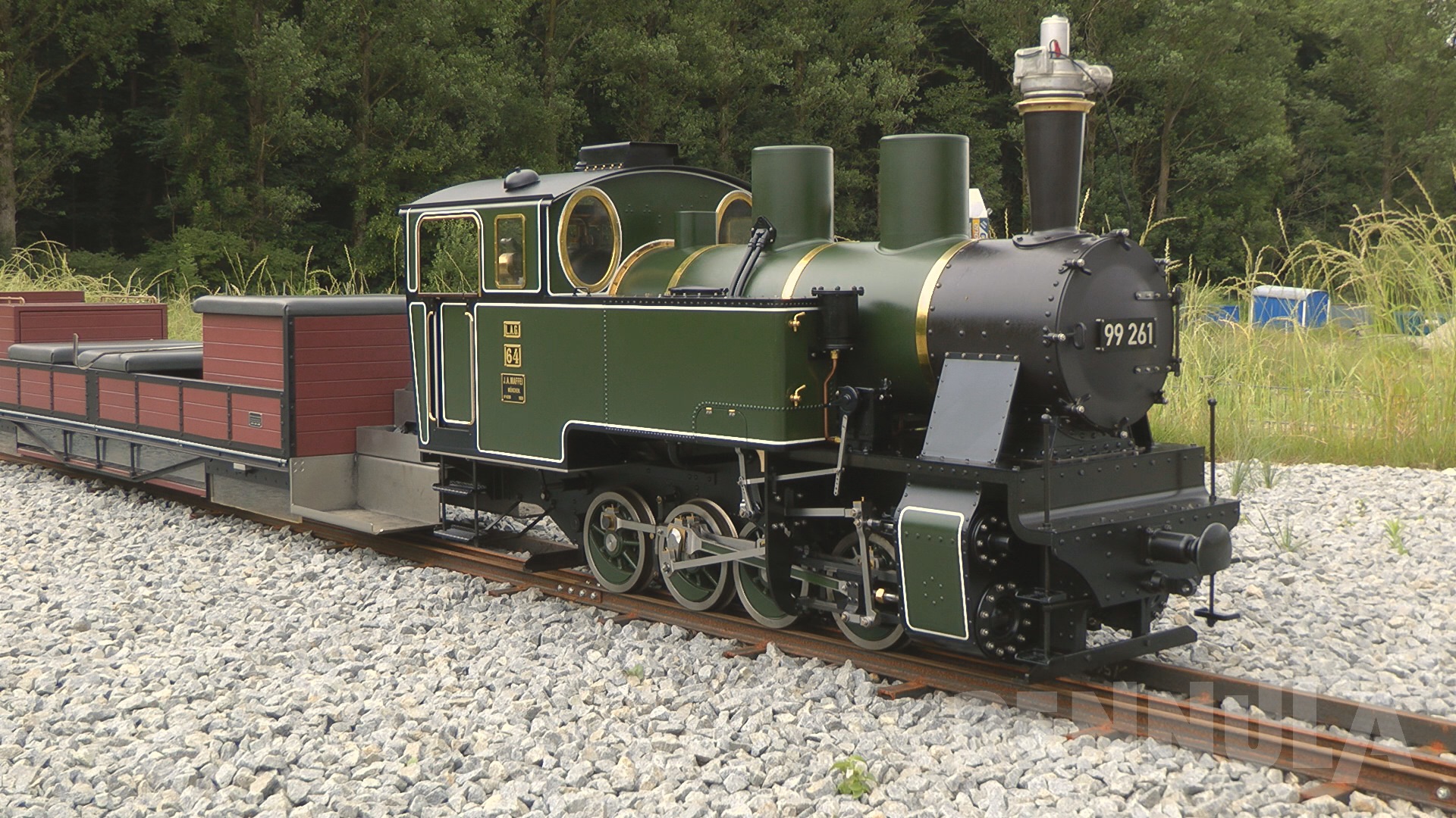 Dampflokomotive LAG 64 auf der Parkeisenbahn bzw. Gartenbahn im Hans-Peter Porsche Traumwerk