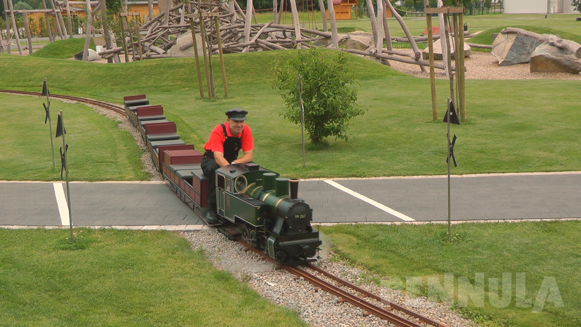 Dampflokomotive LAG 64 auf der Parkeisenbahn bzw. Gartenbahn im Hans-Peter Porsche Traumwerk