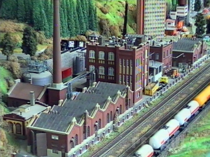 Die größte, modulare Modelleisenbahnanlage der Welt im Jahre 1995