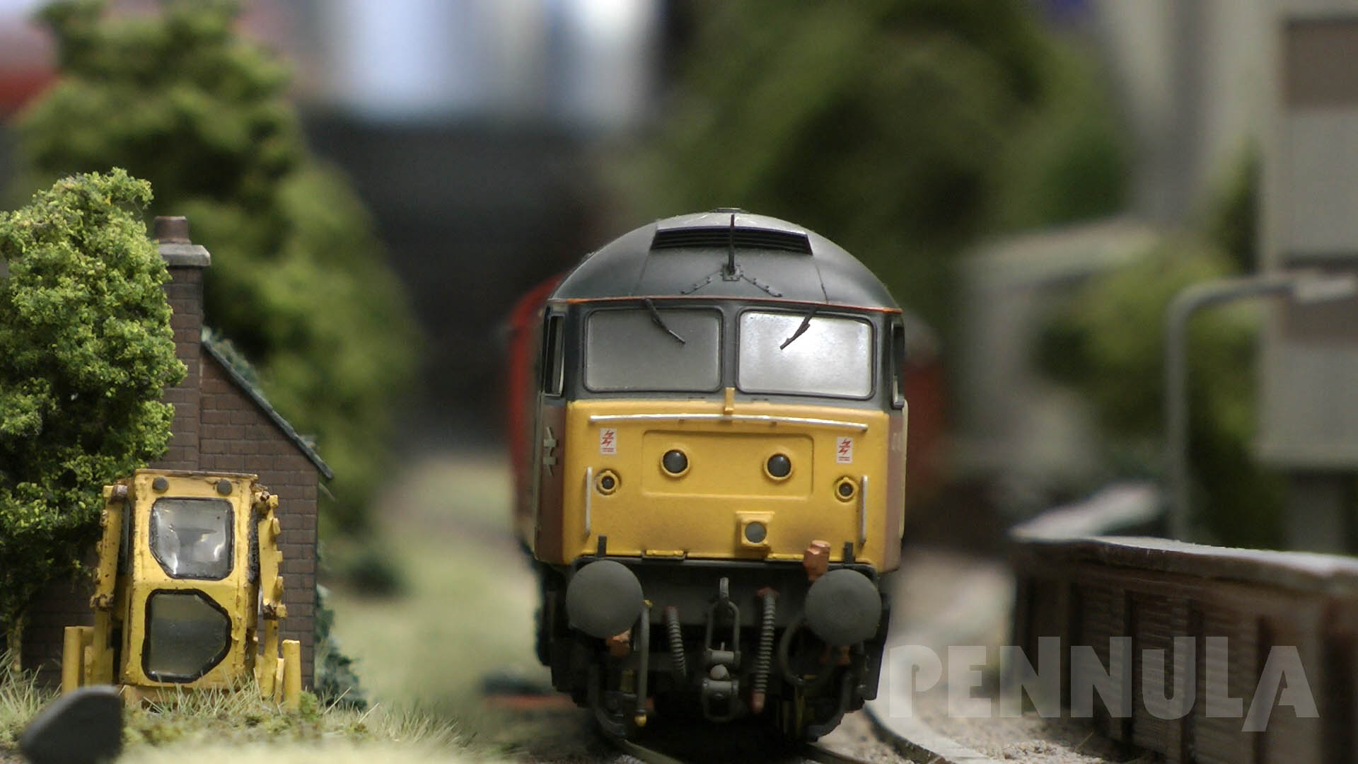 Diesel-Donner! Diesellokomotiven auf einer englischen Modelleisenbahn von Hornby