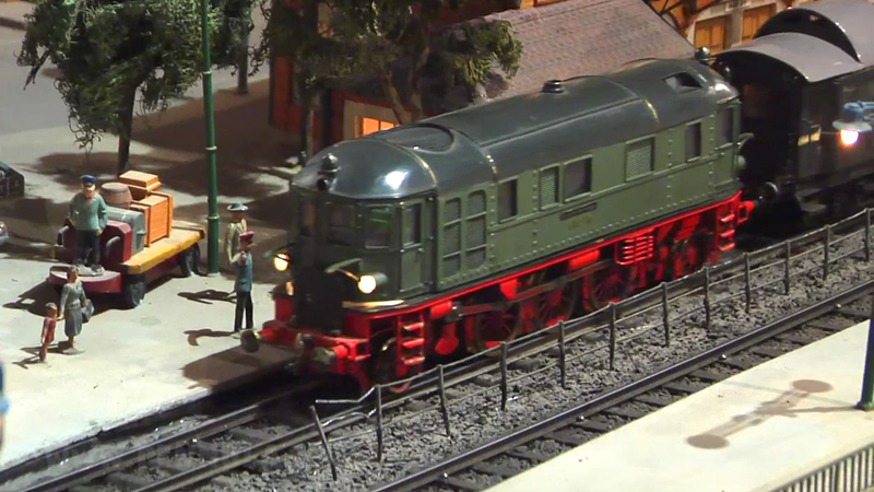 Legendäre Modellzüge und Lokomotiven der deutschen Eisenbahn bei der Modellbahn Eversum in Spur 0