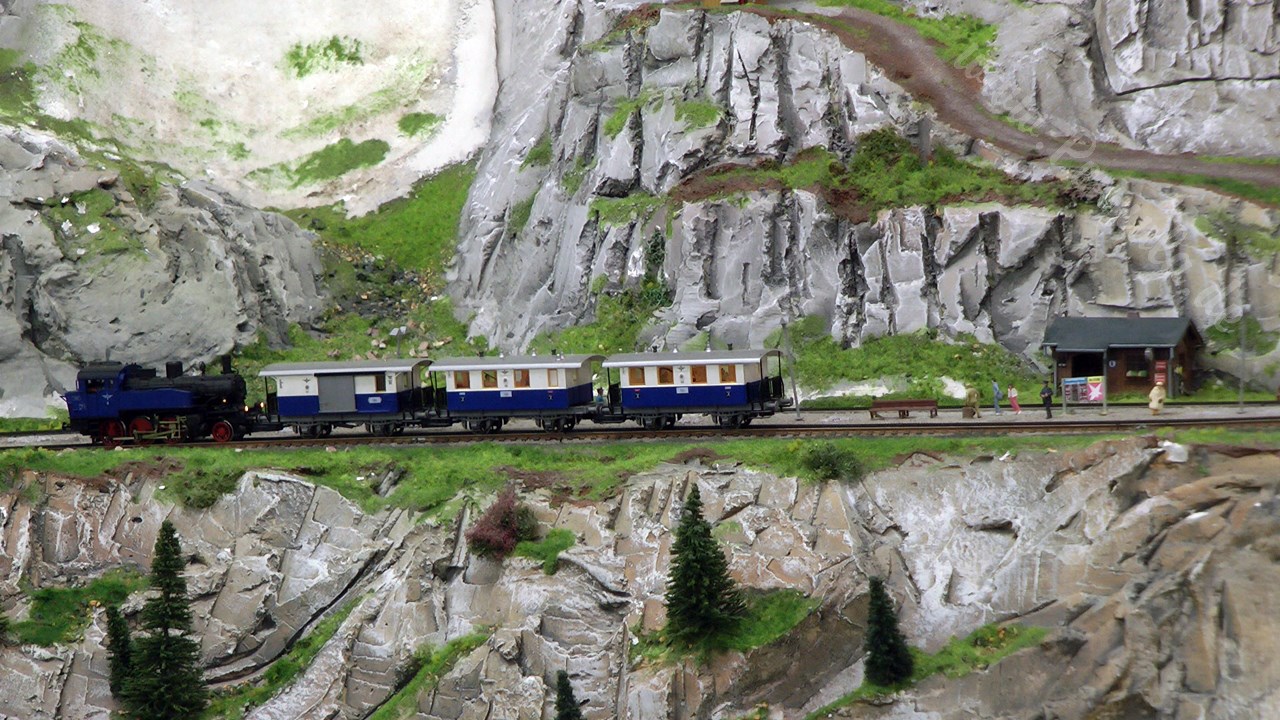 Die Alpen in Österreich und die Modellbahn im Miniatur Wunderland