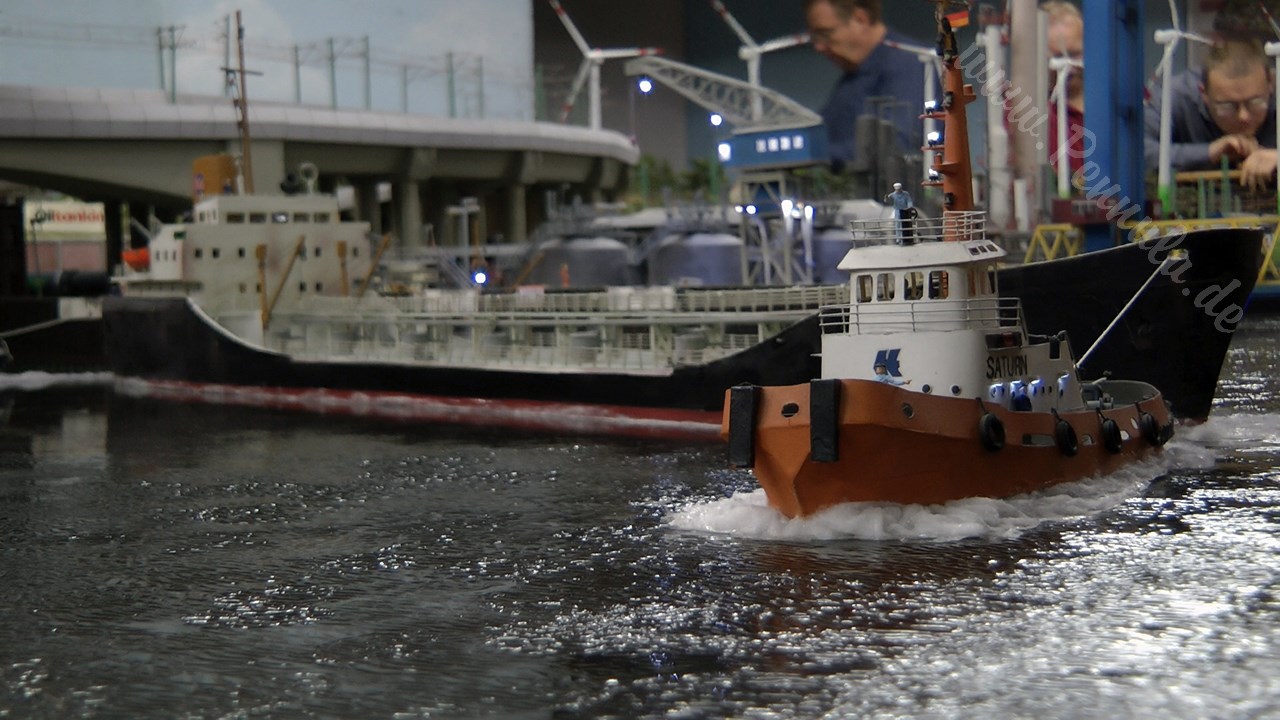 Hamburger Modellbahn im Miniatur Wunderland mit Bahnhof Dammtor und Hauptbahnhof