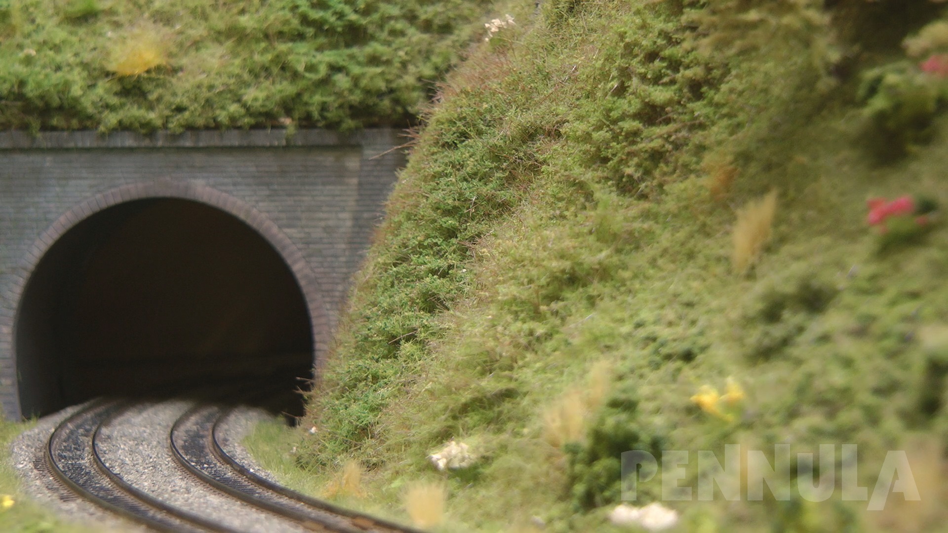 Intermodellbau 2019 - Spur Z Modelleisenbahn Diorama der Moselbrücke Bullay von Rainer Tielke