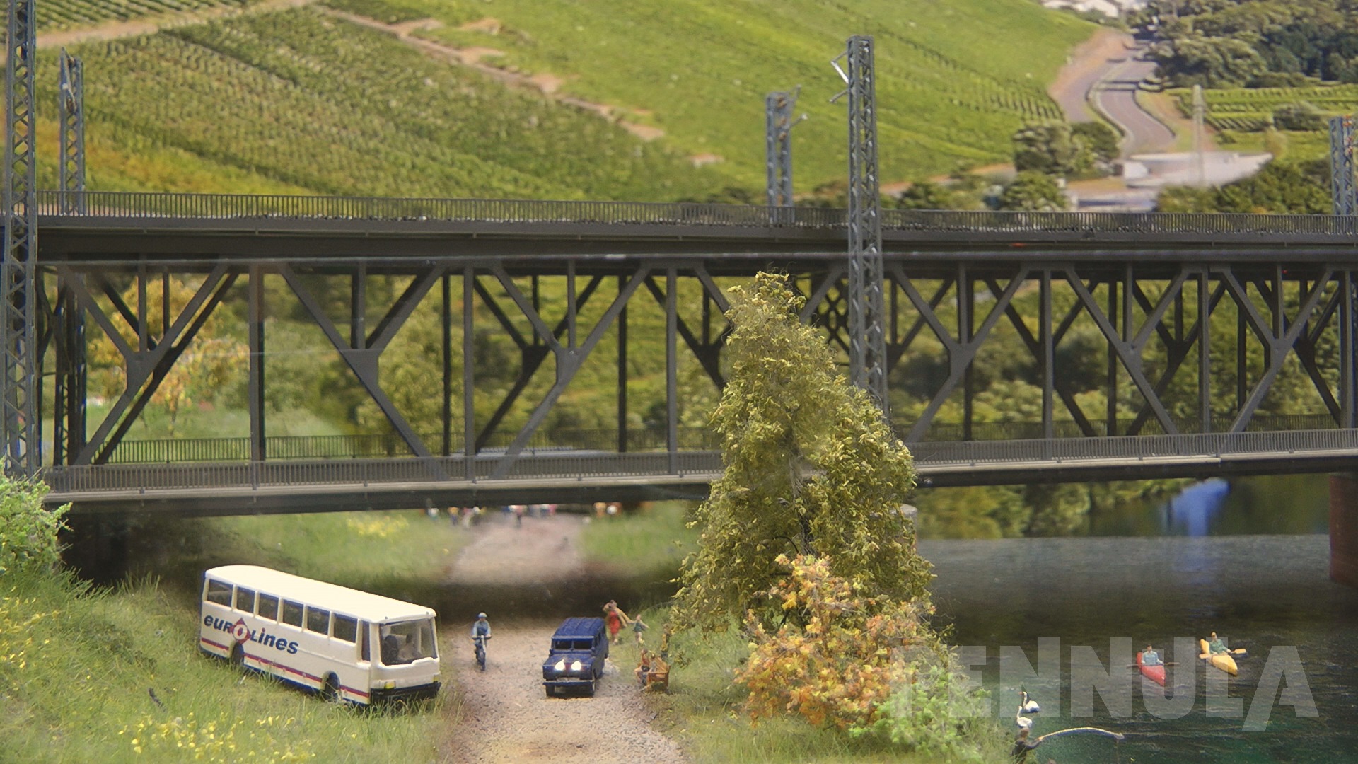 Intermodellbau 2019 - Spur Z Modelleisenbahn Diorama der Moselbrücke Bullay von Rainer Tielke