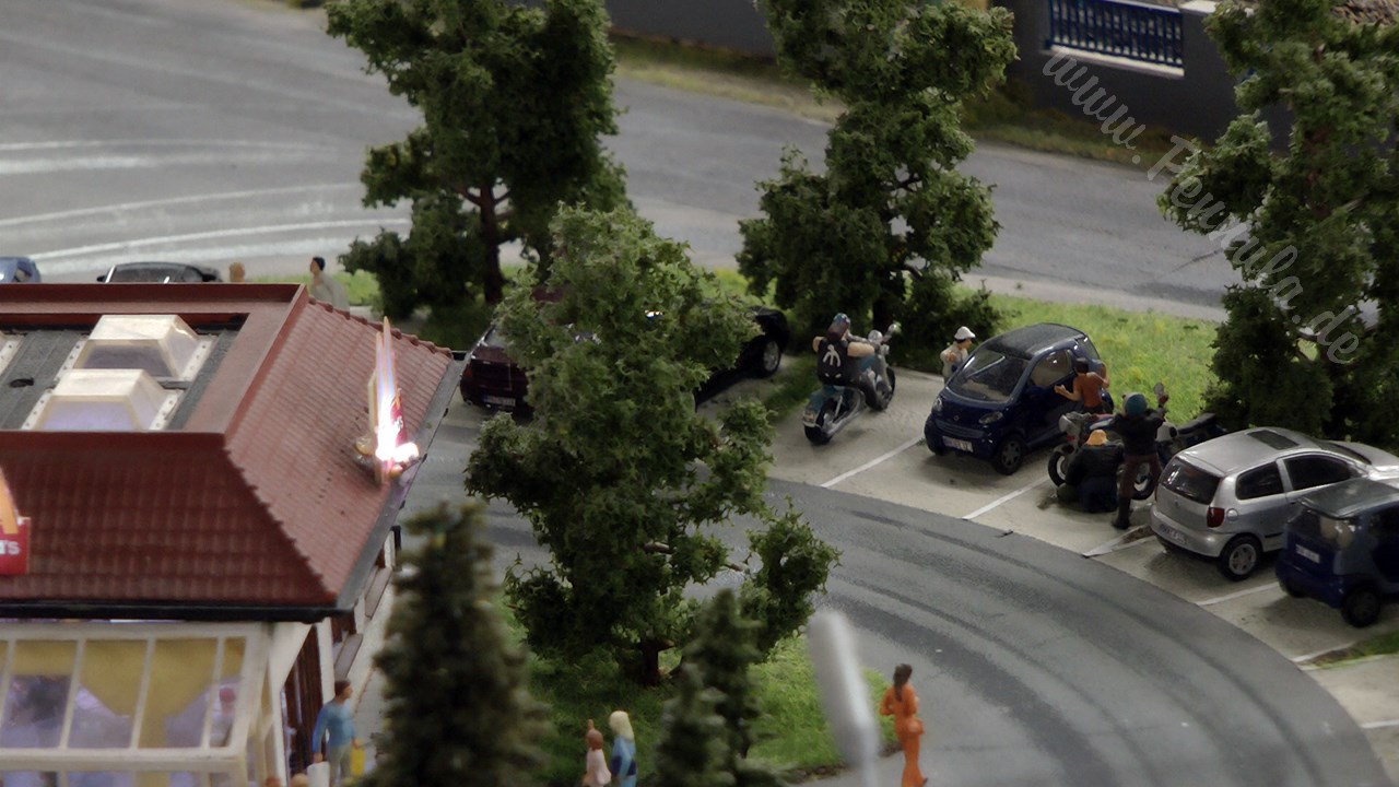 Modellbahn Knuffingen - Die Stadt der Automobile bzw. DC Car und Mini Cars im Miniatur Wunderland