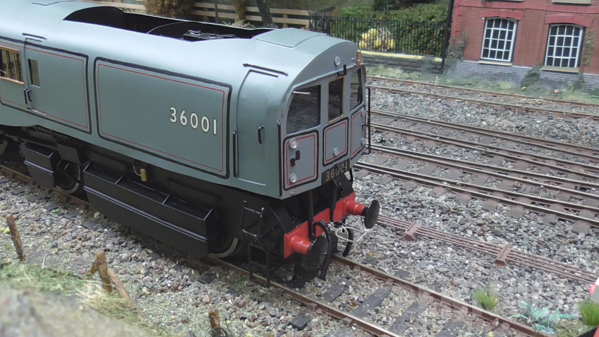 Die berühmte Leader Lokomotive aus England als Spur 0 Modellbahn