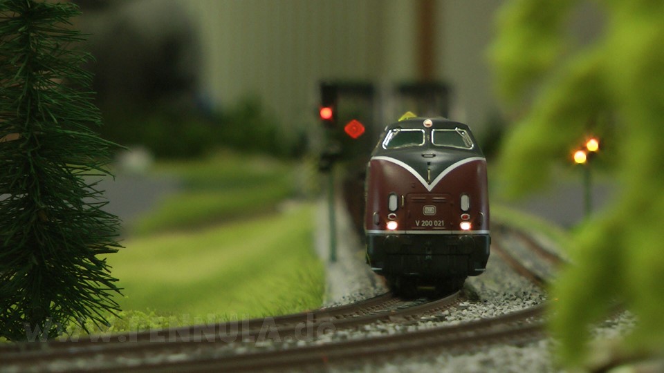 Modelleisenbahn und Modellbahn Ausstellung „Bahnsinn“ mit Spur H0 Modulen und DC Car System