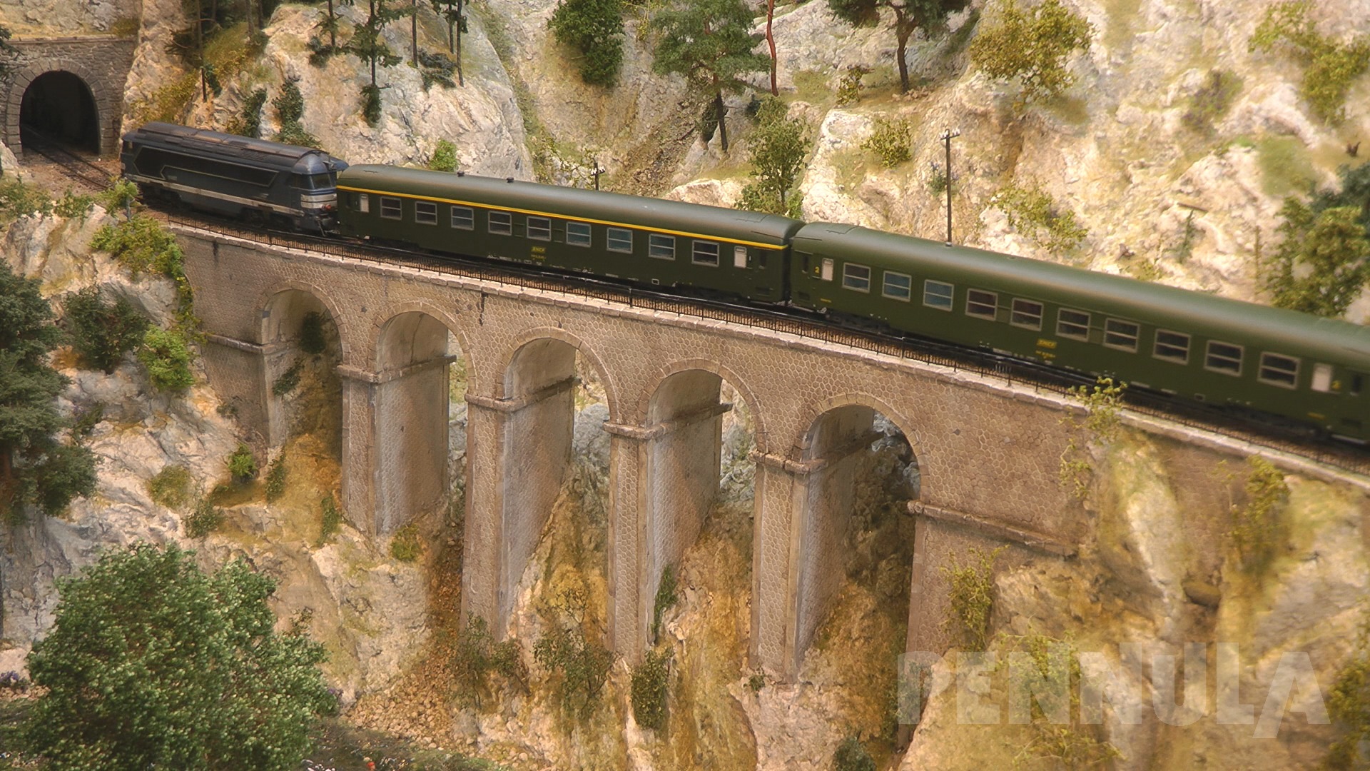 Modellbahn Spur H0 Anlage der Eisenbahn von Saint Tourbière von Wim Wijnhoud