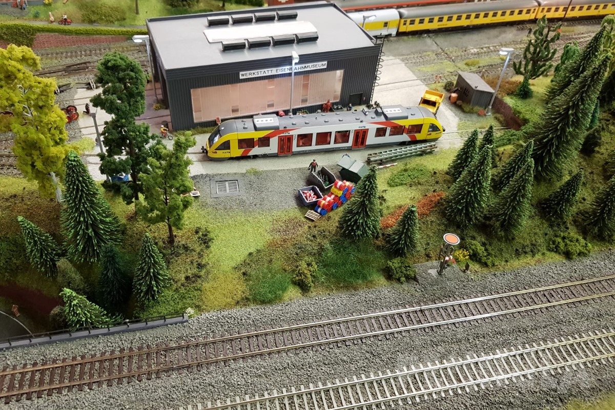 Modellbahntage Mittelhessen: Züge, Dampfloks und Lokomotiven in Spur H0 im Bürgerhaus Lollar