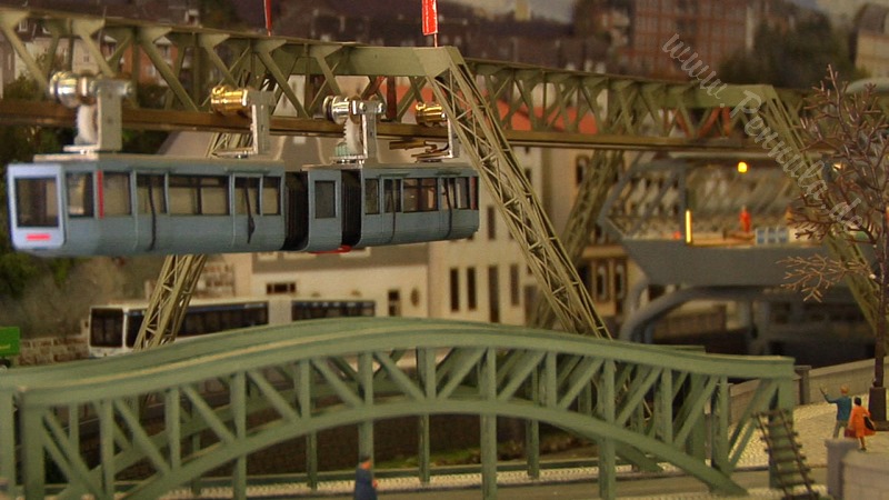 Das beste Modell der Wuppertaler Schwebebahn im Maßstab Spur H0