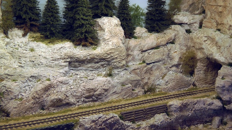 Modelleisenbahn APARAMA in Spur H0n3