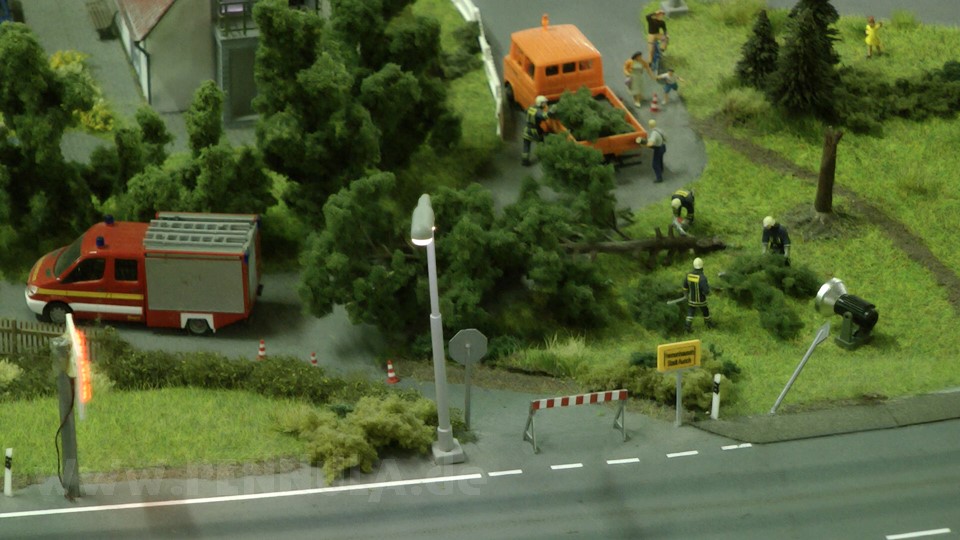 Miniaturland Leer - Die große Modelleisenbahn Schauanlage in Spur H0