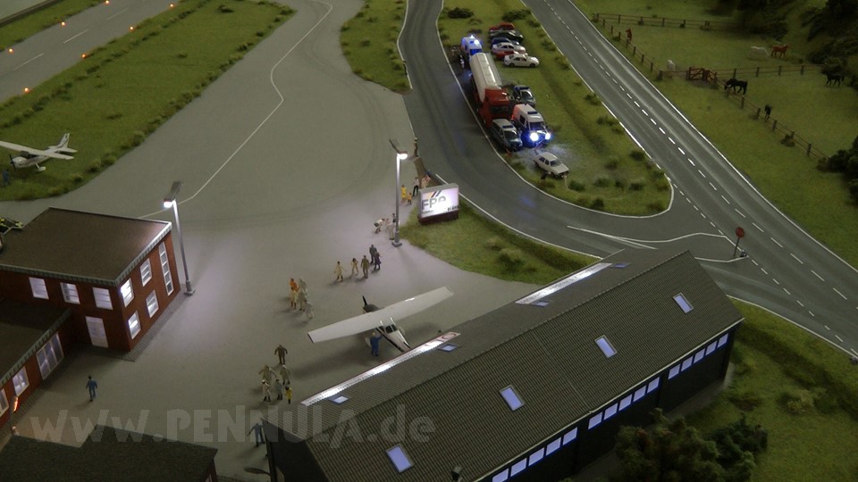 Miniaturland Leer - Die große Modelleisenbahn Schauanlage in Spur H0