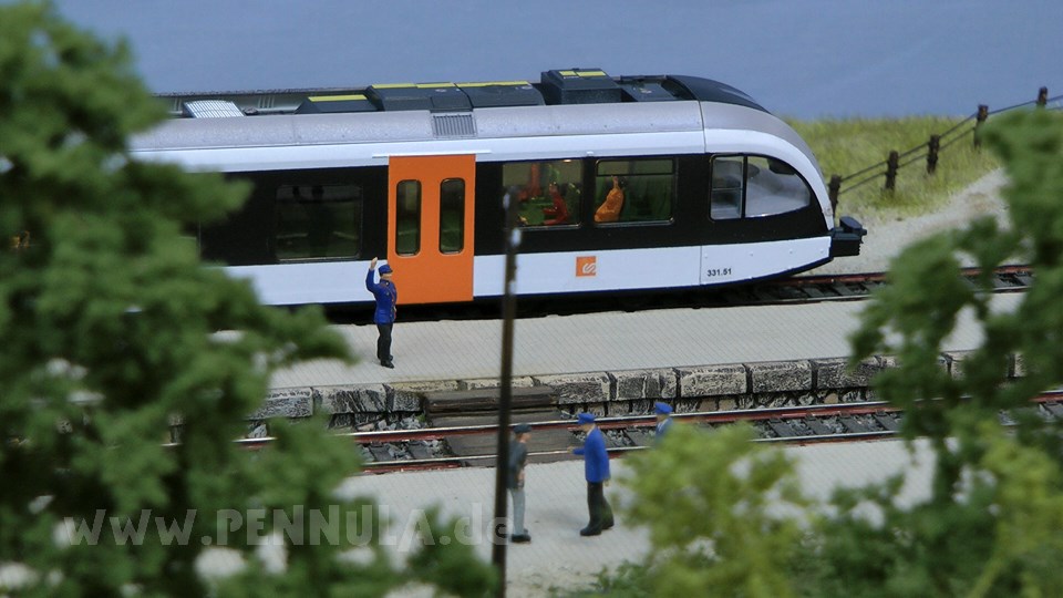 Die wunderschöne Modelleisenbahn Tren dels Llacs aus Spanien in Spur H0