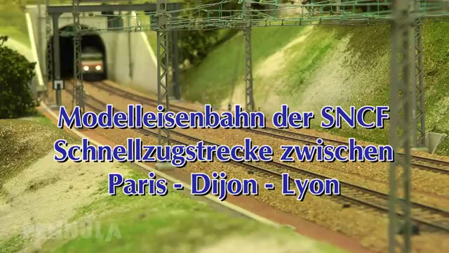 Modelleisenbahn mit SNCF Schnellzügen zwischen Paris - Dijon - Lyon in Spur H0 von Jouef