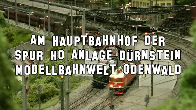 Modelleisenbahn Trainspotting am Hauptbahnhof Dürnstein in Spur H0